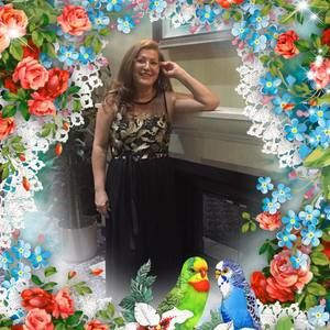 Meet your Posher, Aida